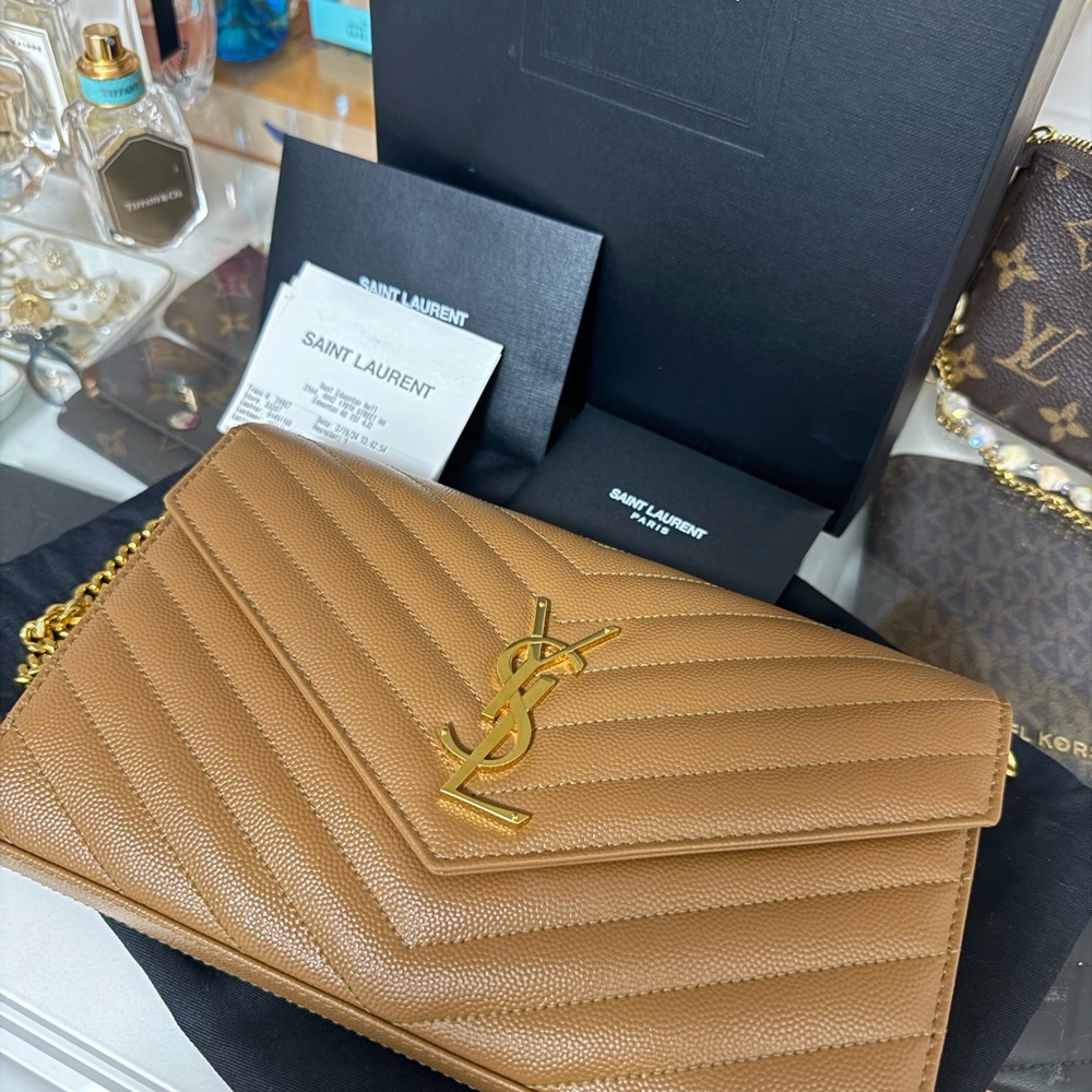 Saint Laurent Classic Cassandre Chain Wallet in Grain De Poudre
